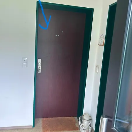 Апартаменты Gemuetliche Maisonette-wohnung Am Chiemsee